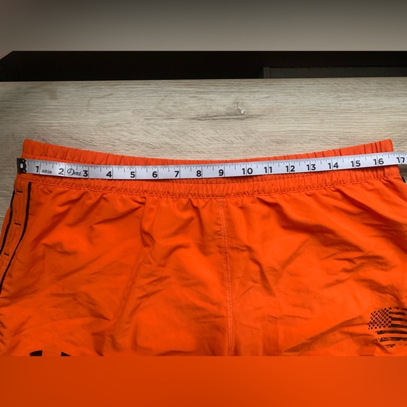 Women’s Under Armour Heat Gear Orange Tough Mudder Edition Shorts. Size XL. - Picture 4 of 7